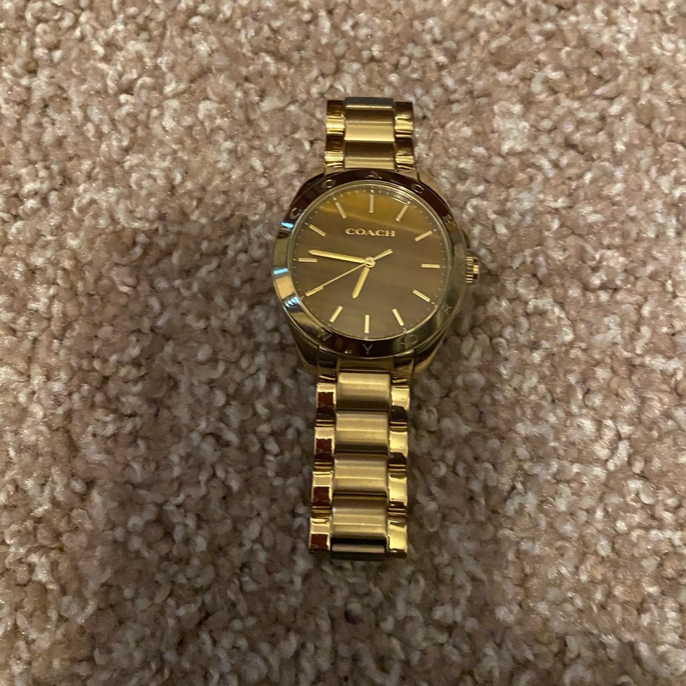 Gold Coach Watch😍 - Picture 2 of 8